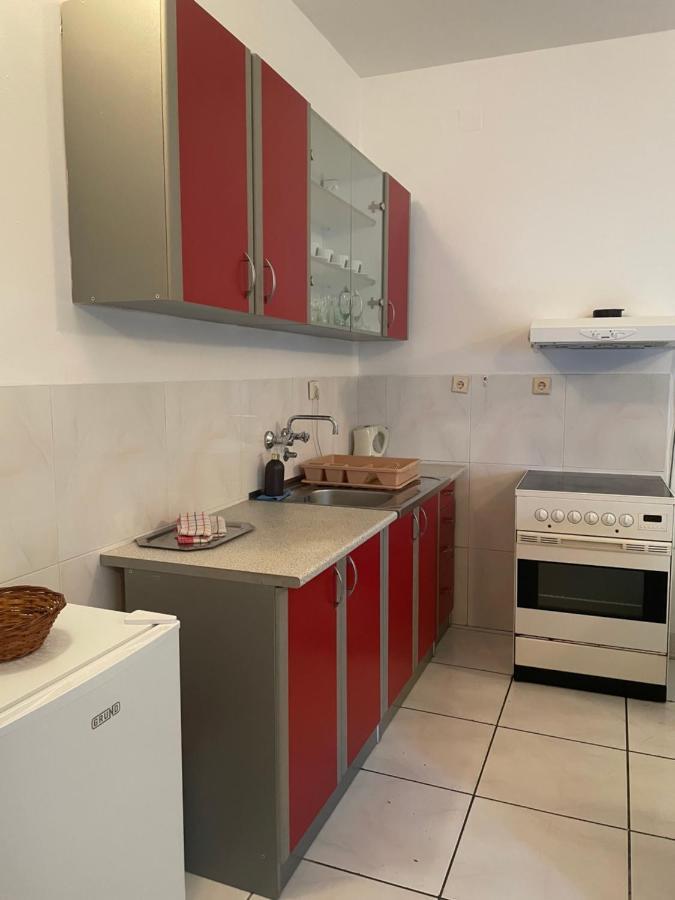 Apartments Mandarina Garden Petrovac Exterior foto